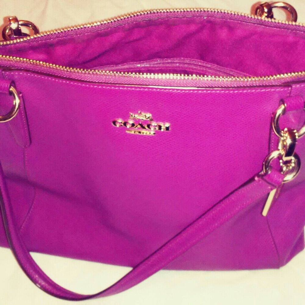 Coach Leather Ava Chain Tote